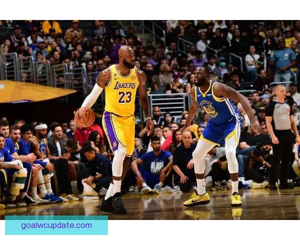 湖人豪取7连胜詹姆斯高效轰30分 多次炸扣激情庆祝完胜杜兰特